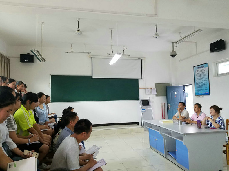 实训科召开实习组长与带教老师见面会